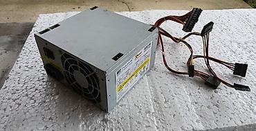 Digər ehtiyat hissələri: Salam. Köhnə stolüstü kompüter hissələri satılır. 2×1GB RAM (cəmi 2GB) — 7