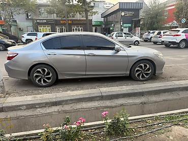 продаю хонда аккорд: Honda Accord: 2017 г., 2.5 л, Автомат, Бензин, Седан — 2