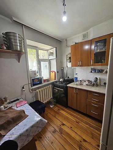 Продажа квартир: 2 комнаты, 38 м², Золотой квадрат 104 серия, 1 этаж, Старый ремонт — 9