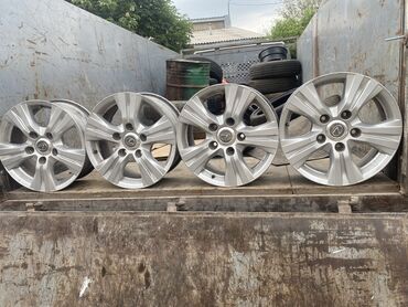 Диски: Литые Диски R 18 Lexus, Комплект, отверстий - 5, Б/у