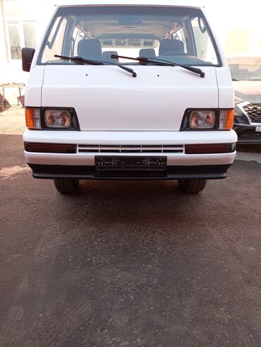 Microcar: Microcar : 2.5 l | Van/Minivan — 5