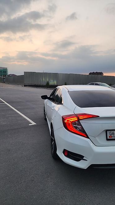 Honda: Honda Civic: 2017 г., 2 л, Бензин, Седан — 3