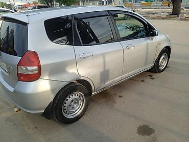 коробка fit: Honda Fit: 2002 г., Хэтчбэк — 1