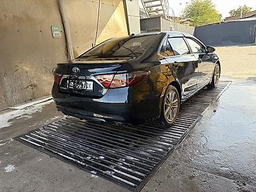 corolla 2018: Toyota Camry: 2015 г., 2.5 л, Автомат, Бензин, Седан — 2
