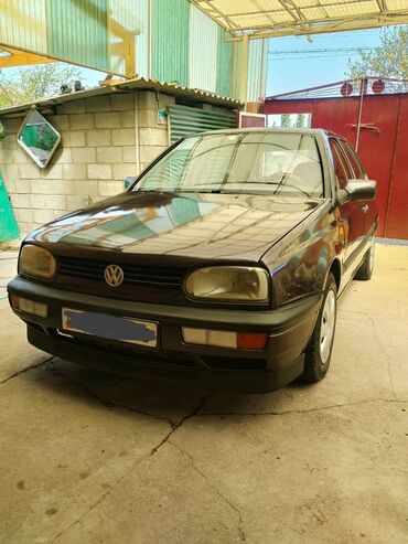 сиденья голф: Volkswagen Golf III. 1993 год, 1.8 моно. без вложений! кузов и салон в