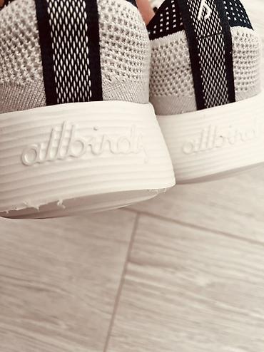 бу серебро: Кроссовки Allbirds (логотип на пятке и стельке). - Лёгкая вязана́я — 1