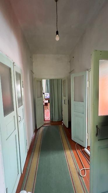 Үйлөрдү сатуу: 5 бөлмө, 120 м², Бишкек, Жумушчу Шаарча Менчик ээси — 8