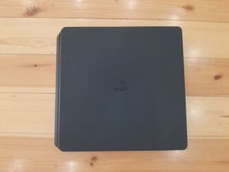 заказать playstation 3: Playstation 4 Slim.Yaddaşı 500 GB-dır.Ev şəraitində işlənilib.Problemi