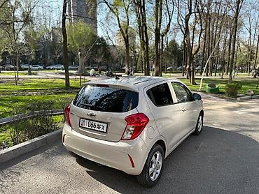 Chevrolet: Chevrolet Spark: 2020 г., Бензин, Хэтчбэк — 10