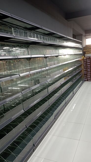 Mebellərin yığılması: Konfet və çərəz üçün vitrinlər sifarişlə hazırlanır — 30