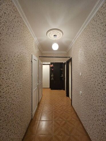 Uzunmüddətli kirayə mənzillər: Sumqayıt ş. 17 mkr. 5 mərtəbəli binanın 1 - ci mərtəbəsi, 4 otaq tam -da lalafo.az — 4 Uzunmüddətli kirayə mənzillər: Sumqayıt ş. 17 mkr. 5 mərtəbəli binanın 1 - ci mərtəbəsi, 4 otaq tam — 4