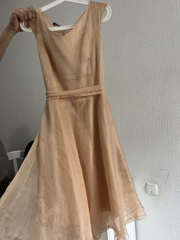 платья шелк: Вечернее платье, Коктейльное, Средняя модель, Шелк, Без рукавов, M (EU 38)