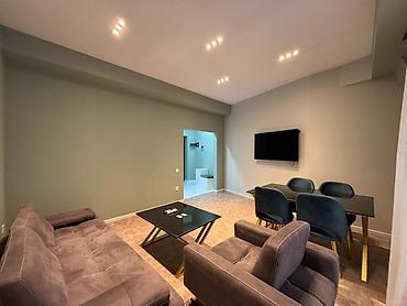 Kirayə mənzillər: İcarəyə verilir 2 otaqlı yeni tikili 105 m², Ağ şəhər q. Kateqoriya — 1