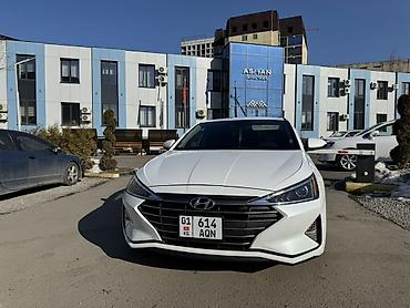 Hyundai: Hyundai Elantra: 2018 г., 2 л, Автомат, Бензин, Седан — 1