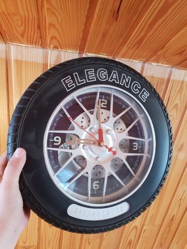 Ev saatları: Divar saatları, Elektron, Saniyə əqrəbi lalafo.az -da Ev saatları: Divar saatları, Elektron, Saniyə əqrəbi