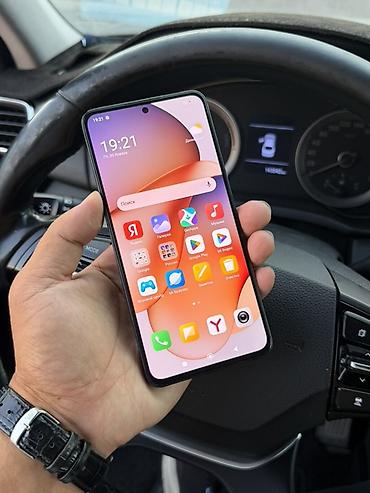 redmu: Redmi, Redmi Note 13, Б/у, 256 ГБ, цвет - Черный, 2 SIM — 2