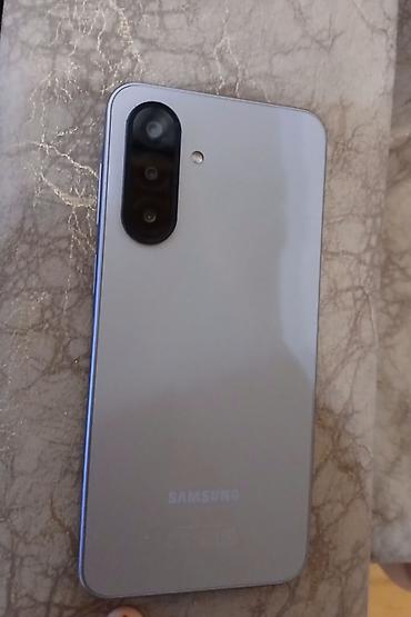 xiaomi 17 qiyməti: Samsung Galaxy A17, rəng - Gümüşü, Barmaq izi — 1