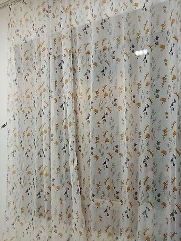 1 yaş dekoru: Şəffaf tül pərdə – çiçək naxışlı - Material: yüngül, hava keçirdən — 1