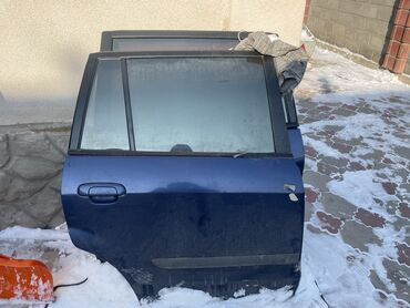 продаю портер 1: Комплект дверей Mazda 2001 г., Б/у, цвет - Синий,Оригинал