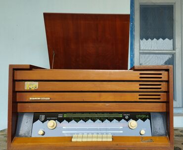 Digər əntiq əşyalar: Radio ‘Minia-4’. Model 1967 ㅤㅤㅤㅤㅤㅤㅤㅤㅤㅤㅤㅤㅤㅤ SSRİ dövründən qalma — 10