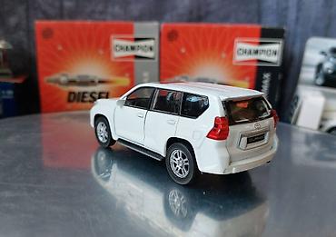 Avtomobil modelləri: Toyota, 2009 il, 1:43, Dəmir, Ödənişli çatdırılma — 18