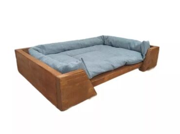 drveni kreveti za pse: Kreveti za pse sa dusekom razlicitih dimenzija.Dusek se pere.Lezaljke