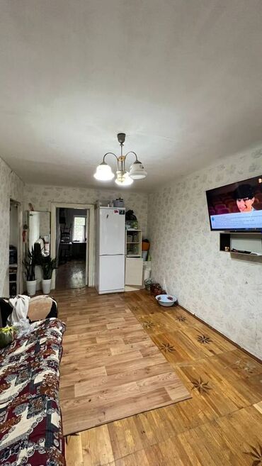 квартиру частный дом: 2 комнаты, 44 м², Хрущевка, 1 этаж, Косметический ремонт