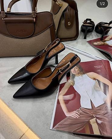 Elegantne ženske slingback cipele sa špicastim vrhom i diskretnom