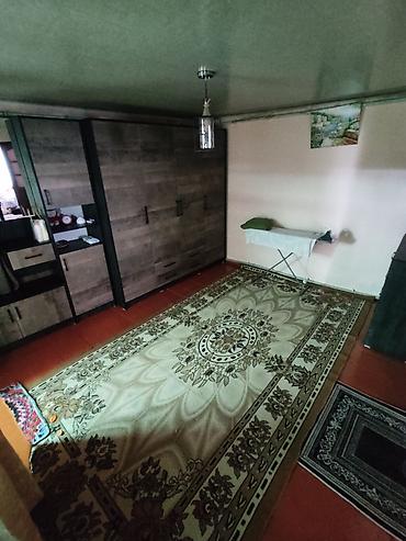 Продажа коттеджей и домов: Дом с двором и хозпостройками - Кирпичный забор, откатные/распашные — 3