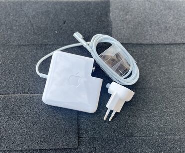 macbook adapter: Apple MacBook adapterleri. Bütün növ MacBook Adapterlerin 1- ci əldən