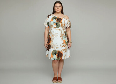 sukienka dekolt halter: Women`s dress, size 3XL