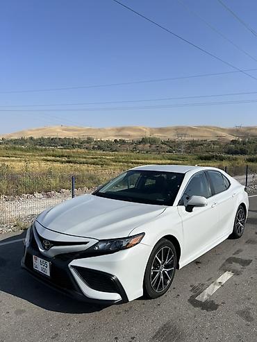 Toyota: Toyota Camry: 2023 г., 2.5 л, Автомат, Бензин, Седан — 8