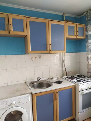 контейнер для кухни: Продаю куханный гарнитур Б\У . (самовывоз.)