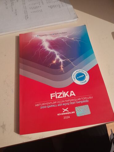 вазы из богемского стекла: Hec bir yaziq izi yoxdu yenidir