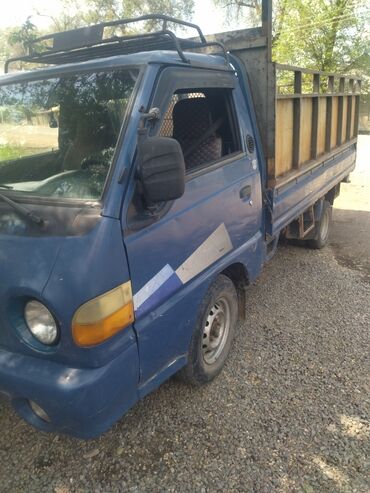 Hyundai: Hyundai Porter: 2003 г., 2.6 л, Механика, Дизель, Универсал