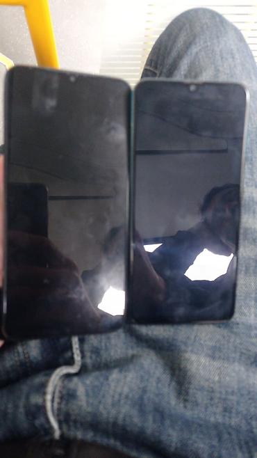 ucuz sadə telefonlar: İki ədəd smartfon satılır Xüsusiyyətlər: - Ekran: hər ikisi çərçivəsi — 1
