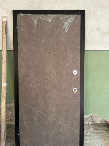 Giriş qapıları: Blok üçün Yeni Giriş qapısı Çərçivə ilə, Ödənişli çatdırılma — 14