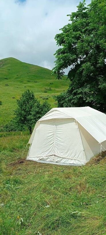İnformatika: Ölçüsü 3,5×4,5×2,10-dır. Rahat yığılıb-sökülür. Altı və üstü tent