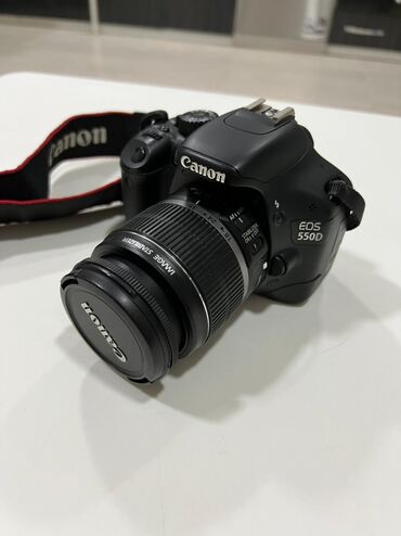 hamile salvari: Canon 550D Tam idal veziyyətdə.Otofoks, lens hamısı idealdır. Əlavə