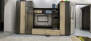 Стенки-шкафы: Гостиная стенка с секцией под ТВ и множеством мест для хранения — 1