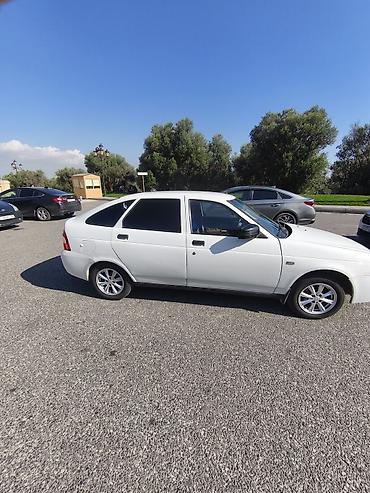 baki goranboy avtobus: VAZ (LADA) Priora: 1.6 l | 2013 il 25000 km Hetçbek — 1