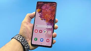 samsung c20: Samsung Galaxy S20, Б/у, 128 ГБ, цвет - Белый, 2 SIM — 2