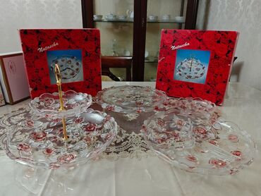декоративные плиты: Немецкое стекло Waltherglas,тортница,менажница,(этажерка) горка