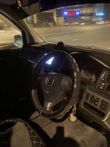 Honda: Honda Stepwgn: 2003 г., 0.2 л, Минивэн — 8