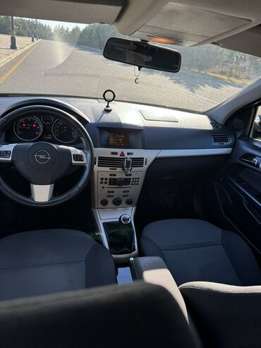 Opel: Opel Astra: 1.3 l | 2007 il 272000 km Universal — 14