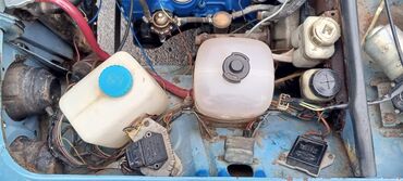 VAZ (LADA): Il 1990 curuyu yoxdu bir tek krasqaya ehtiyac var otur sur masindi — 10