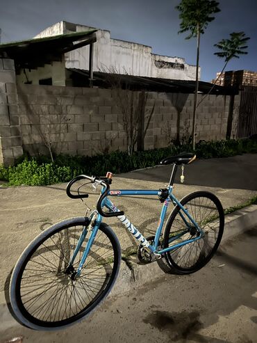 корейские велосипед: Фикс сингл рама и вилка алюминийразмер точно не знаю примерно