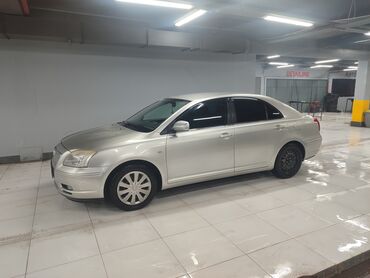 Toyota: Toyota Avensis: 2003 г., 1.8 л, Механика, Бензин, Седан