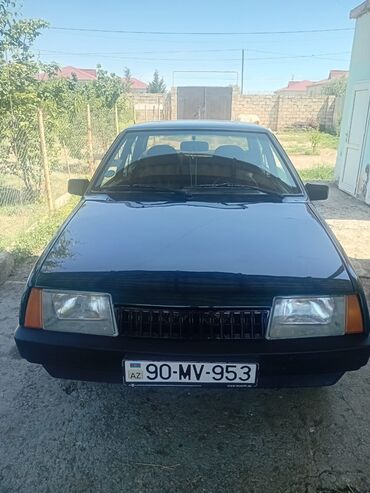 VAZ (LADA): VAZ (LADA) 21099: 1.6 l | 2004 il Sedan