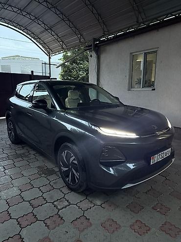 Changan Qiyuan Q05: 2026 г., Электромобиль, Кроссовер